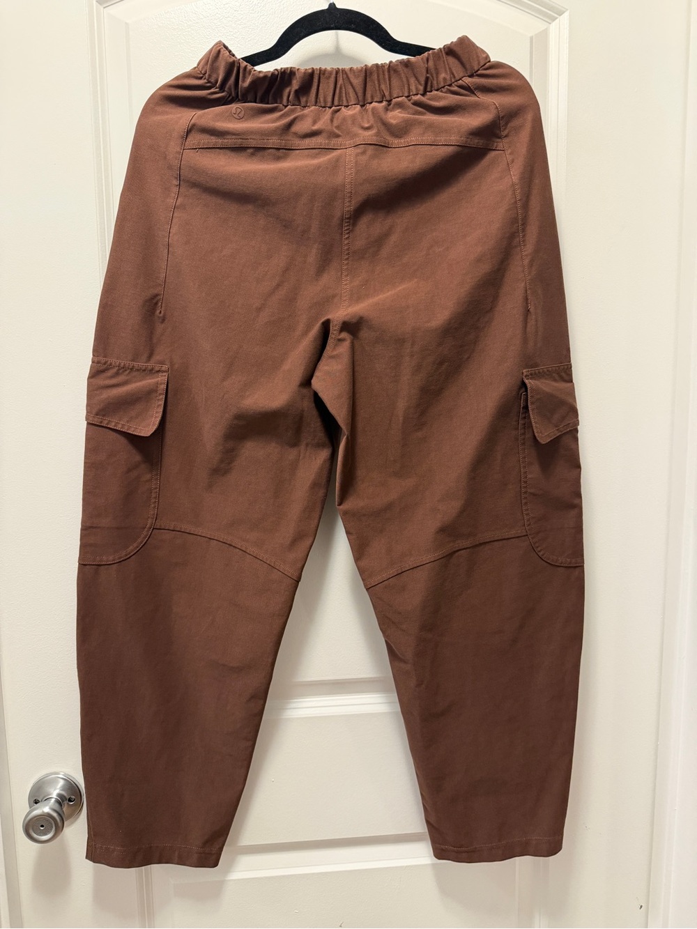 Lululemon Light Utilitech Cargo Pocket High-Rise Pants - Picture 3 of 5